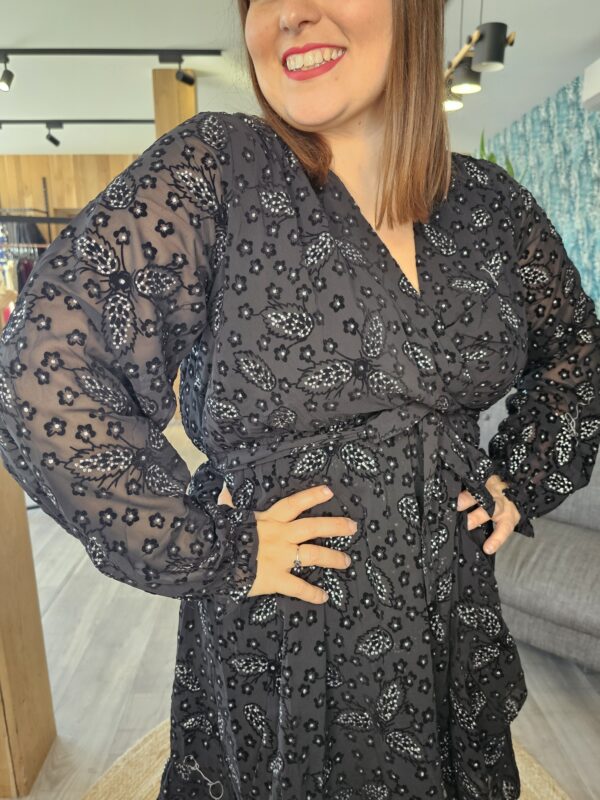 Robe courte noir Flora – Image 5
